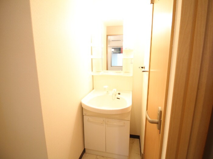 ＬＩＯＮ大手町の物件内観写真