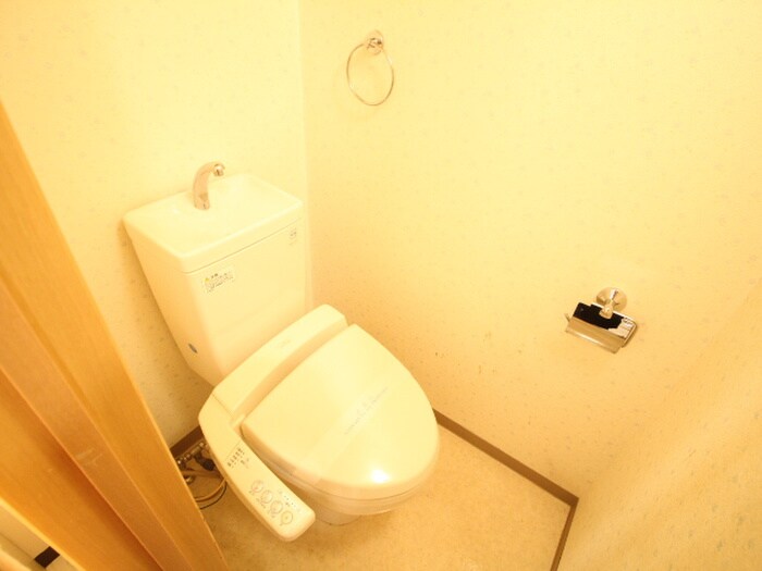 ＬＩＯＮ大手町の物件内観写真