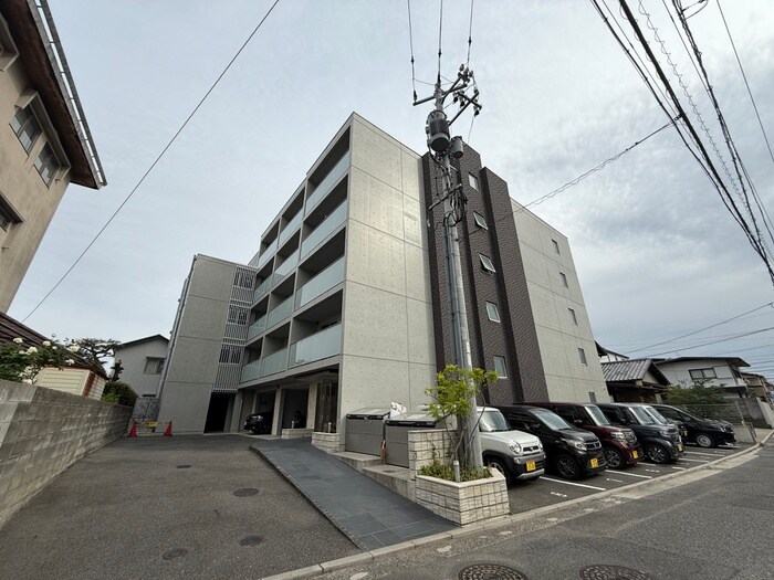 ヴィラ博丈庚午北の物件外観写真