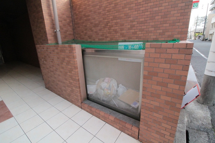 第３２友建ビルの物件外観写真