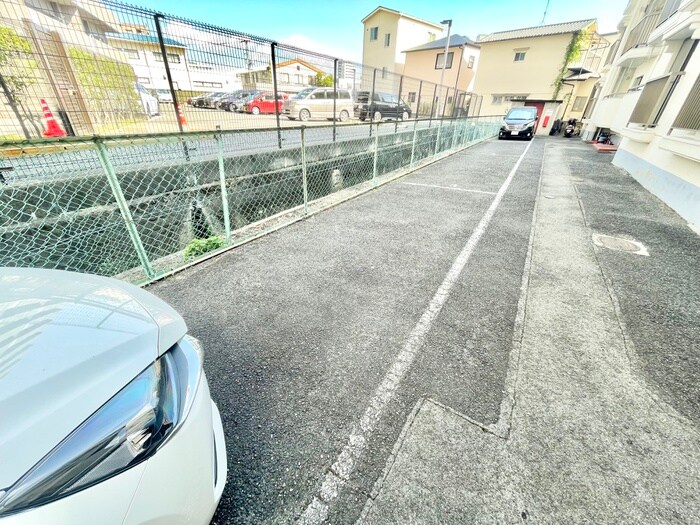 コーポ上中の物件外観写真