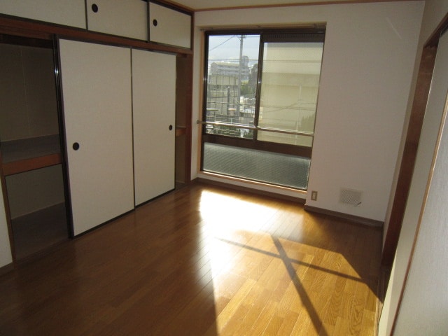 トリヴァンベール平山の物件内観写真