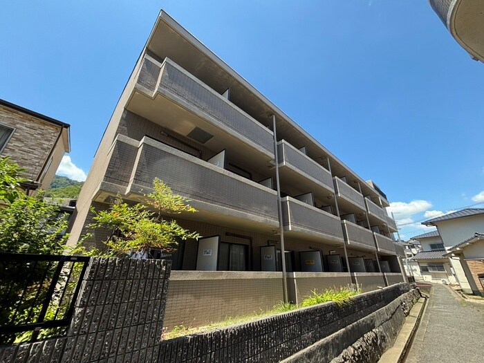 サクセス若葉の物件外観写真