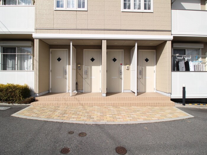 矢野西ヒルズＣ棟の物件外観写真