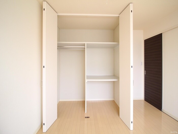 矢野西ヒルズＣ棟の物件内観写真