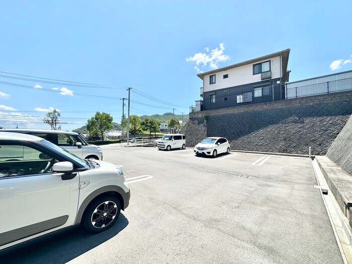 リオッサの物件外観写真