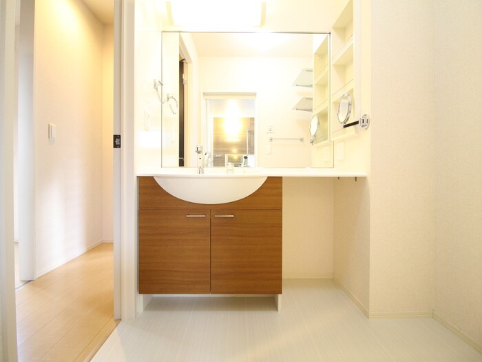 ラ・メゾン・アンソレイエの物件内観写真