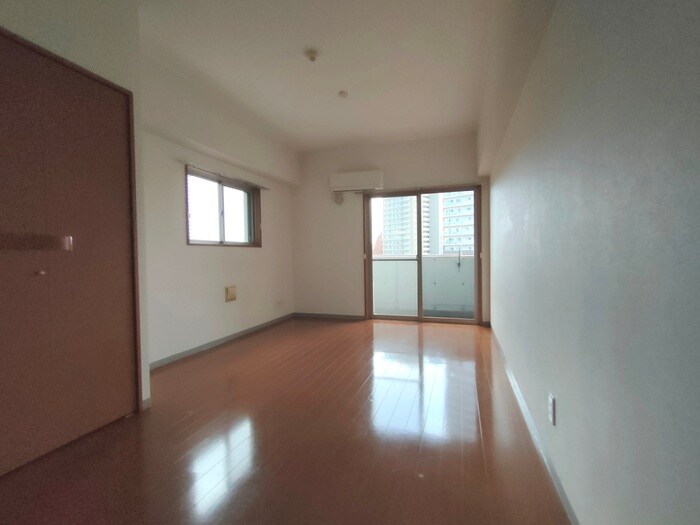 グラビスコ－ト国泰寺の物件内観写真