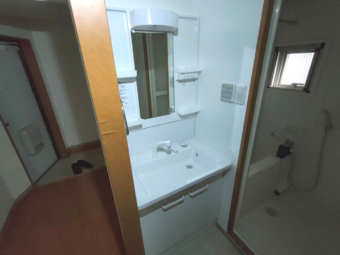 グラビスコ－ト国泰寺の物件内観写真