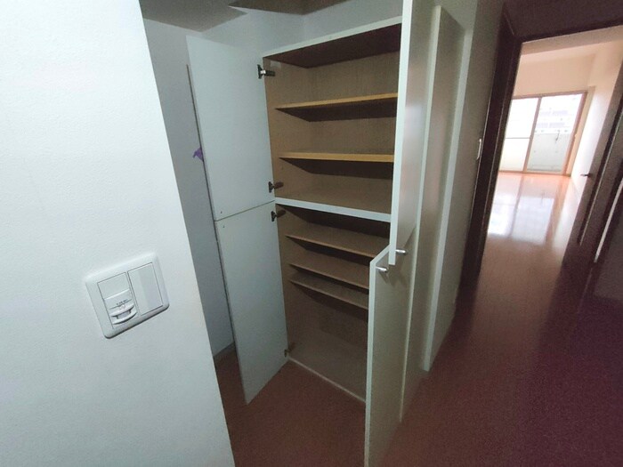 グラビスコ－ト国泰寺の物件内観写真