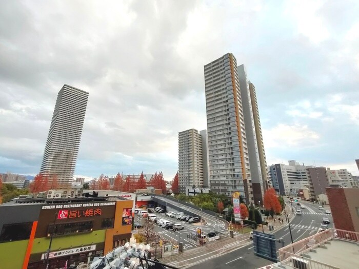 グラビスコ－ト国泰寺の物件内観写真