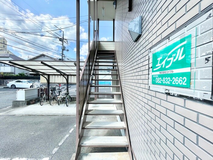 コ－ポ中筋の物件外観写真