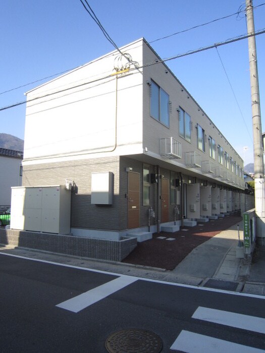 グラバーレジデンス可部の物件外観写真