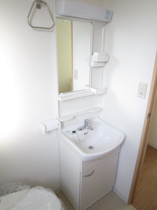 グラバーレジデンス可部の物件内観写真