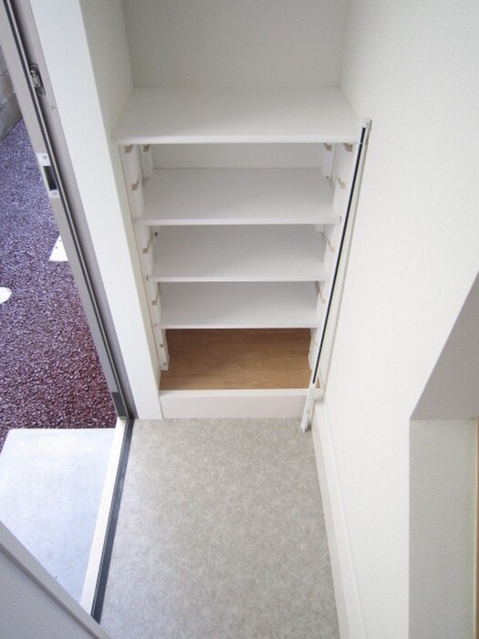 グラバーレジデンス可部の物件内観写真