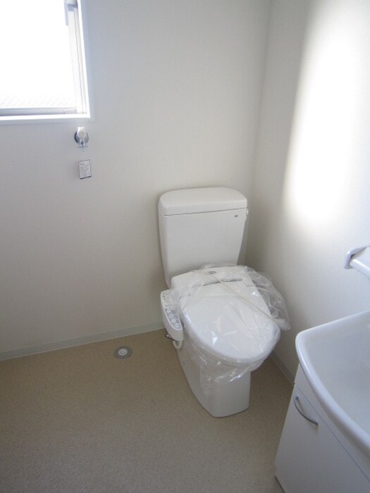 グラバーレジデンス可部の物件内観写真