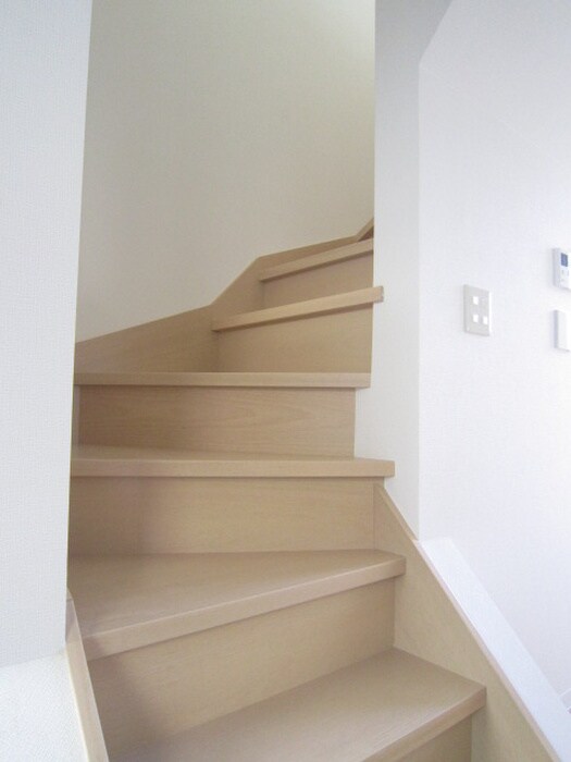 グラバーレジデンス可部の物件内観写真