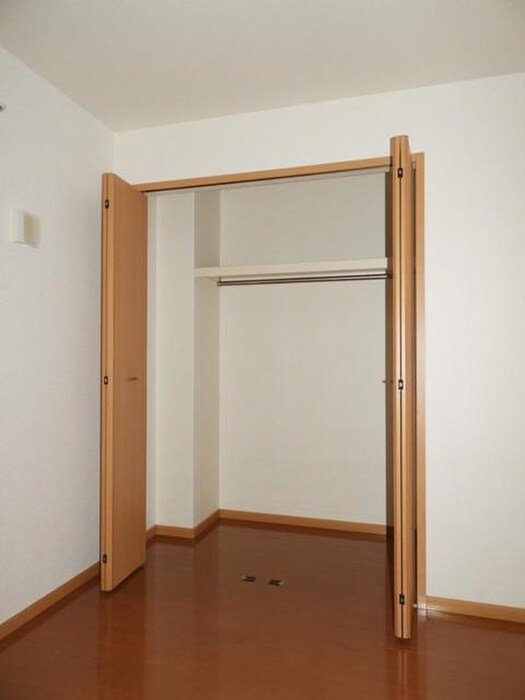 ミルトガ－デンの物件内観写真