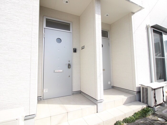 グランドソレーユ・アネックスの物件外観写真