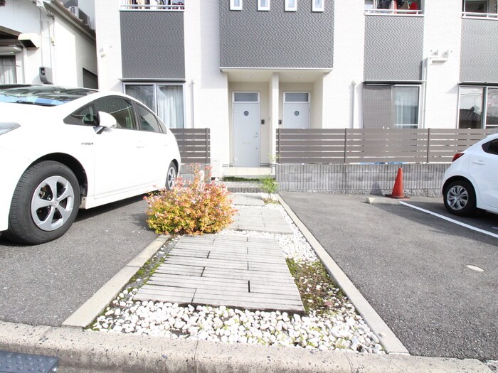 グランドソレーユ・アネックスの物件外観写真