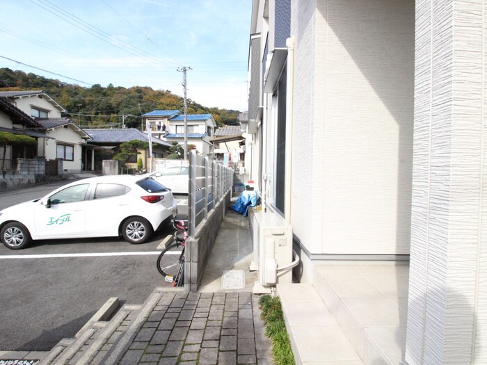 グランドソレーユ・アネックスの物件外観写真