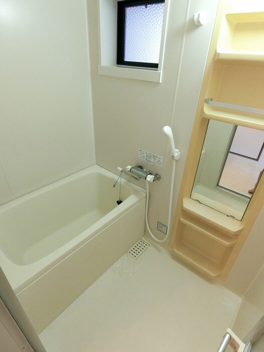 パピリオパークA棟の物件内観写真