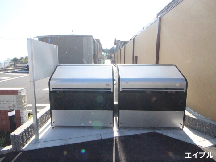 スターマインランドBの物件外観写真