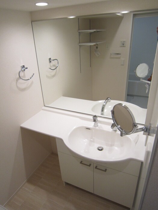 ﾌｧｲﾌﾞｽﾘｰの物件内観写真