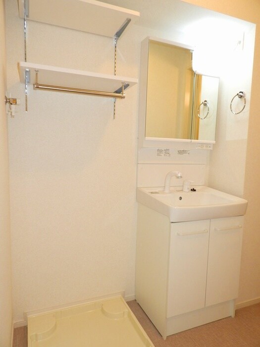 ハイ　ロザーナ　ファミリアの物件内観写真