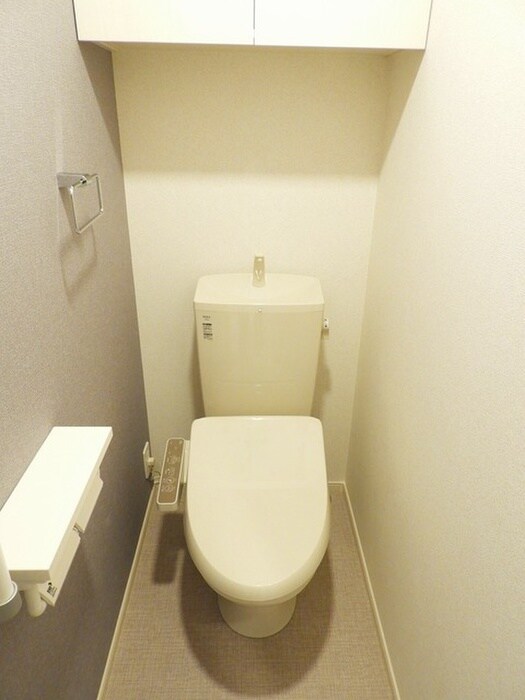 ハイ　ロザーナ　ファミリアの物件内観写真