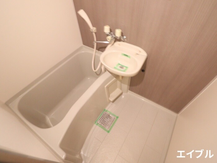 ロワールタケウチの物件内観写真