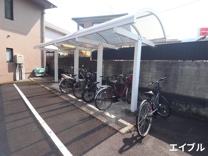 ロワールタケウチの物件外観写真