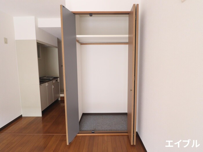 ロワールタケウチの物件内観写真