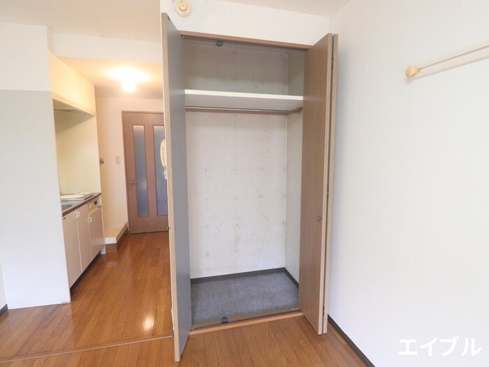 ロワールタケウチの物件内観写真