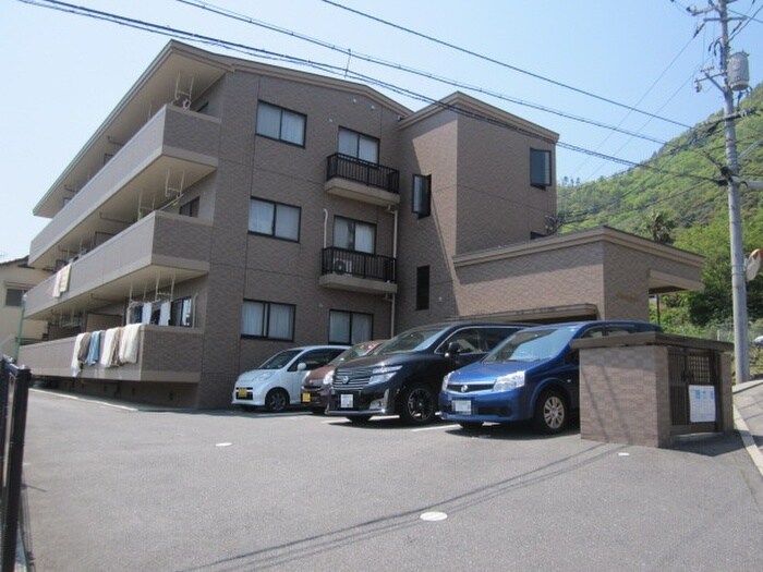 グランドハイツの物件外観写真