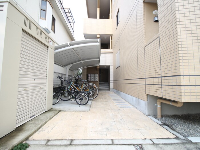 アヴァンティ三篠の物件外観写真