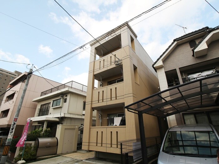 アヴァンティ三篠の物件外観写真