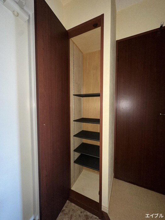 フォレストシティⅢの物件内観写真