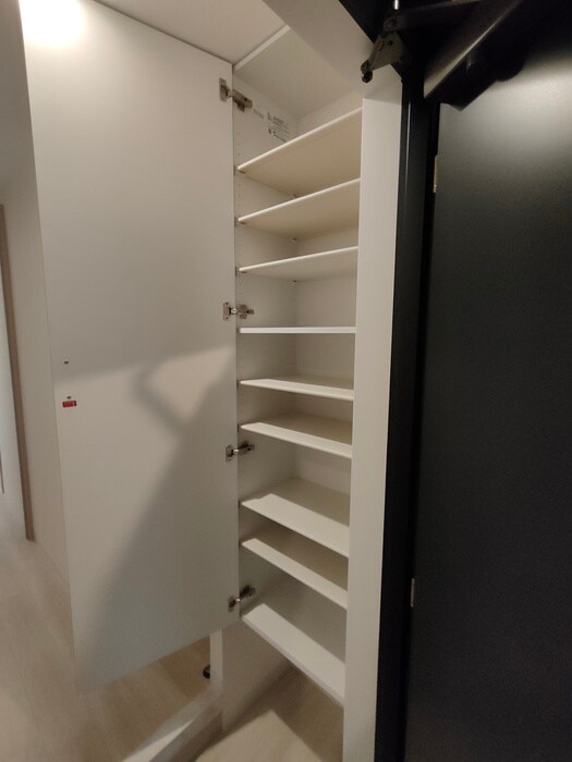 LIFEMENT GLANZ YOKOGAWAの物件内観写真