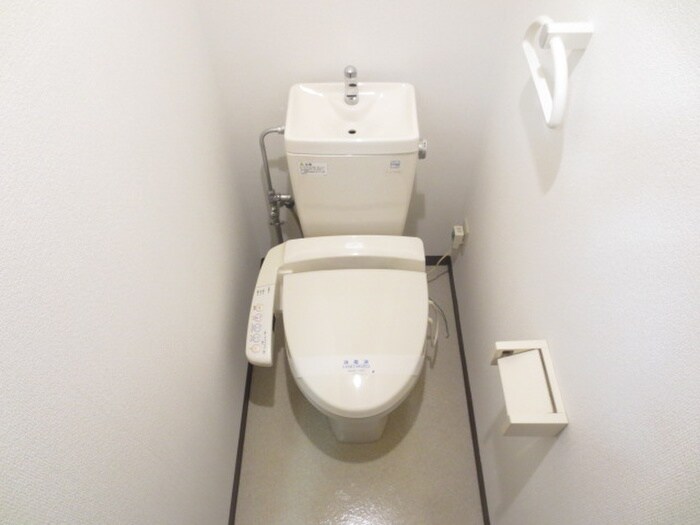 コンフォール空港通りの物件内観写真