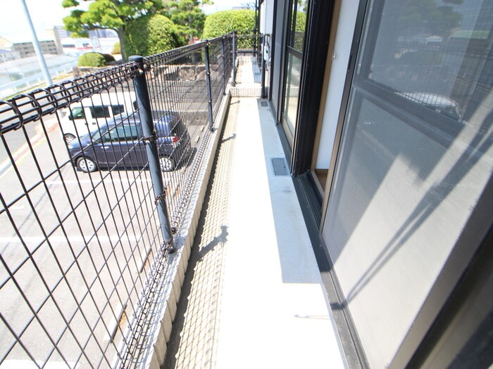 ハイカムール西の物件内観写真