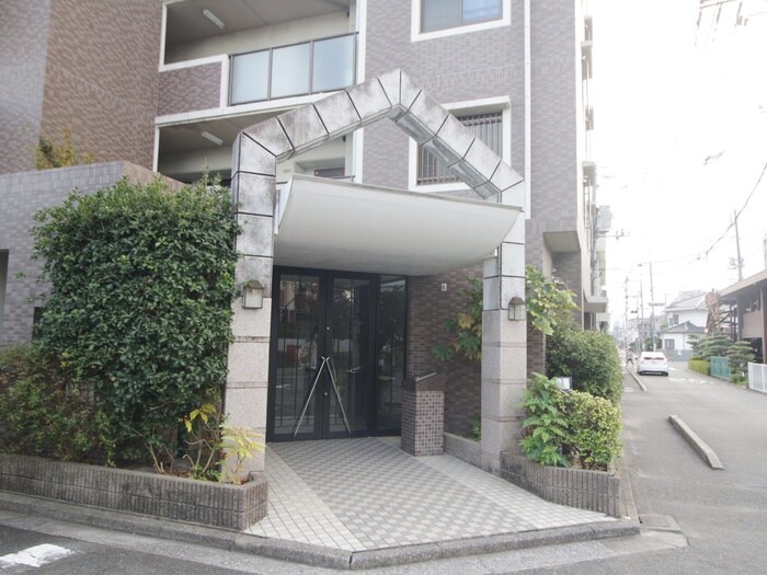 グランビア庚午中の物件外観写真