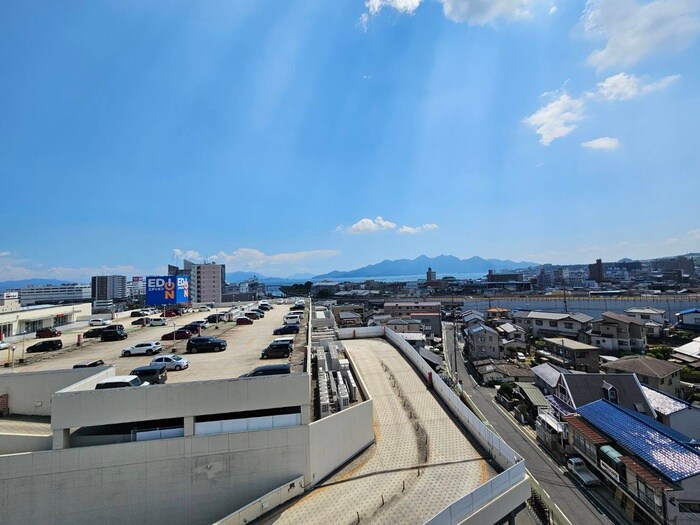 Regionの物件内観写真