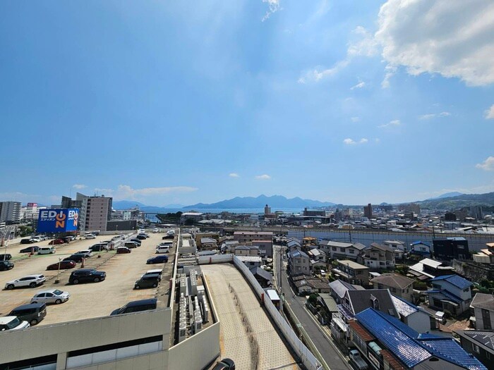 Regionの物件内観写真