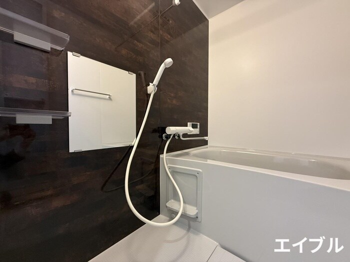 アレフガルド楽々園の物件内観写真