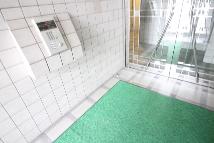 リョ－コ－テックビルの物件外観写真