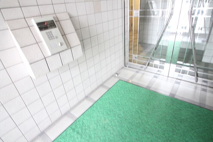 リョ－コ－テックビルの物件外観写真