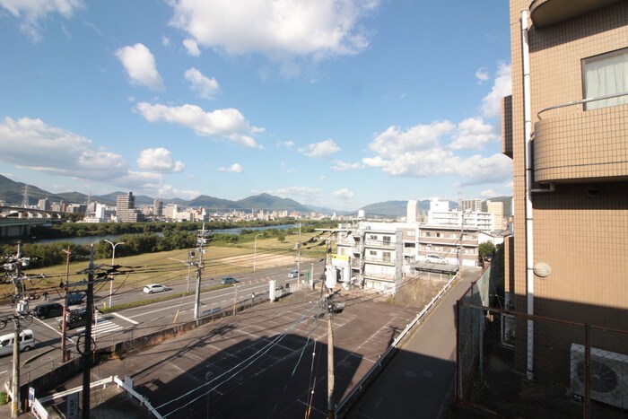 Ｃｈａｔｅａｕ－ＲＥＹの物件内観写真