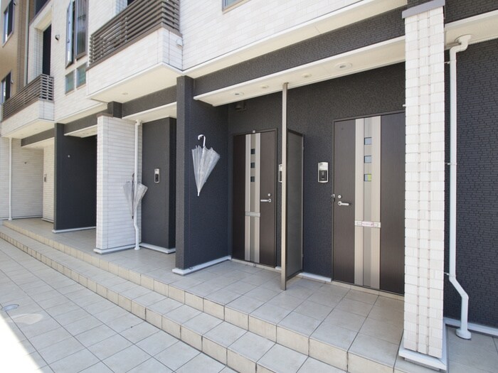 カーサクラベールの物件外観写真