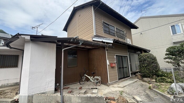 三澤貸家の物件外観写真